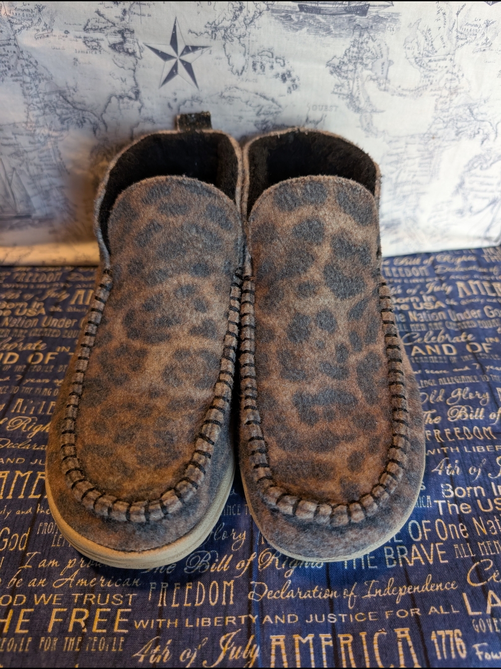 Hey Dude Kids Leopard Print Brown Tan - Picture 3 of 8